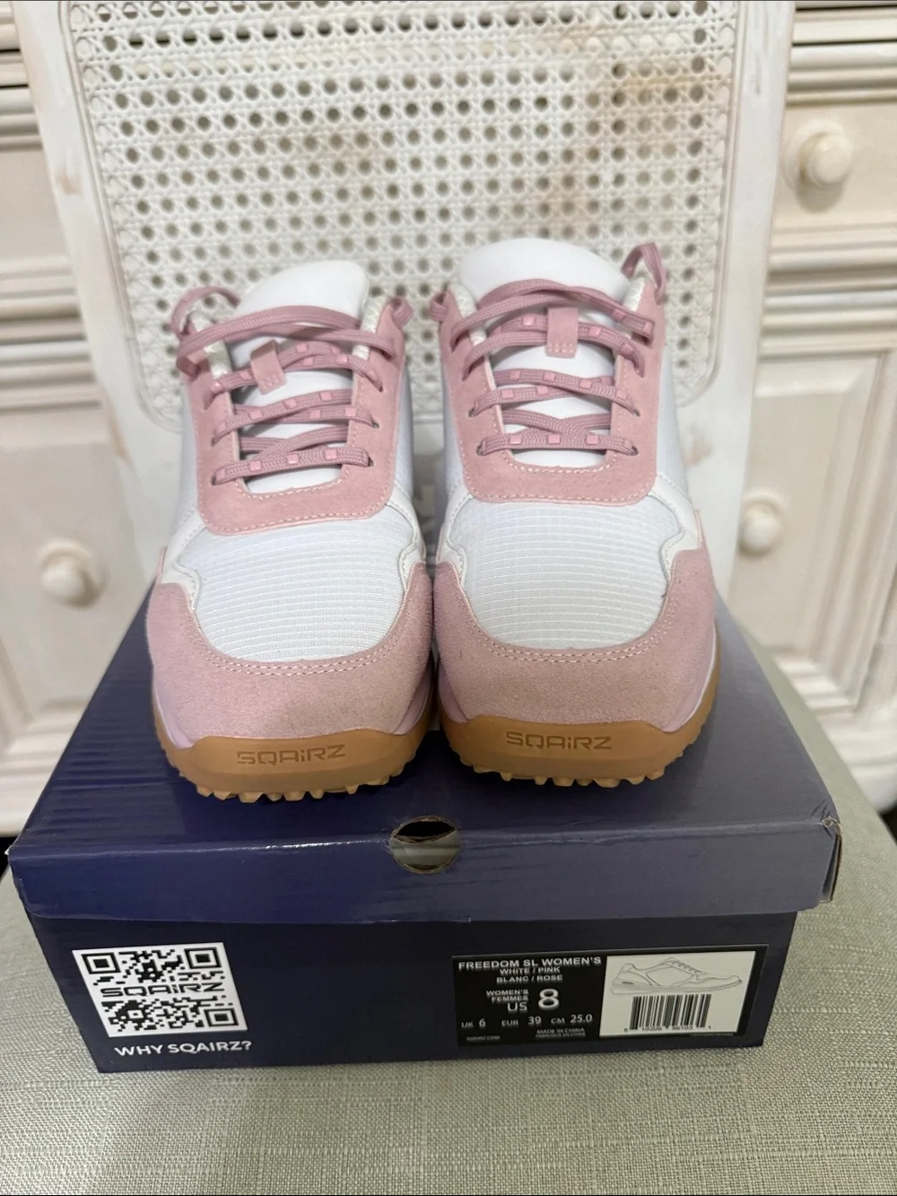 SQAIRZ Freedom SL Women's Golf Sneakers in White & Dusty Pink